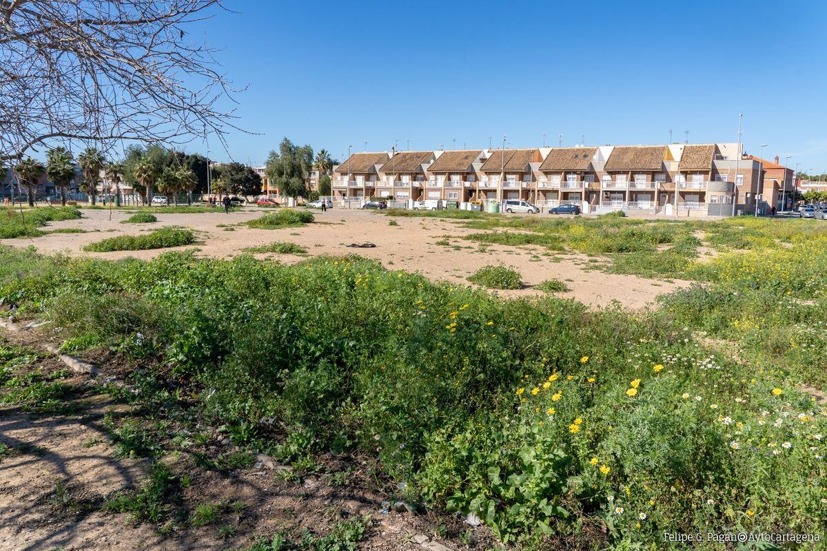 Parcela donde está previsto construir la nueva Escuela Infantil municipal