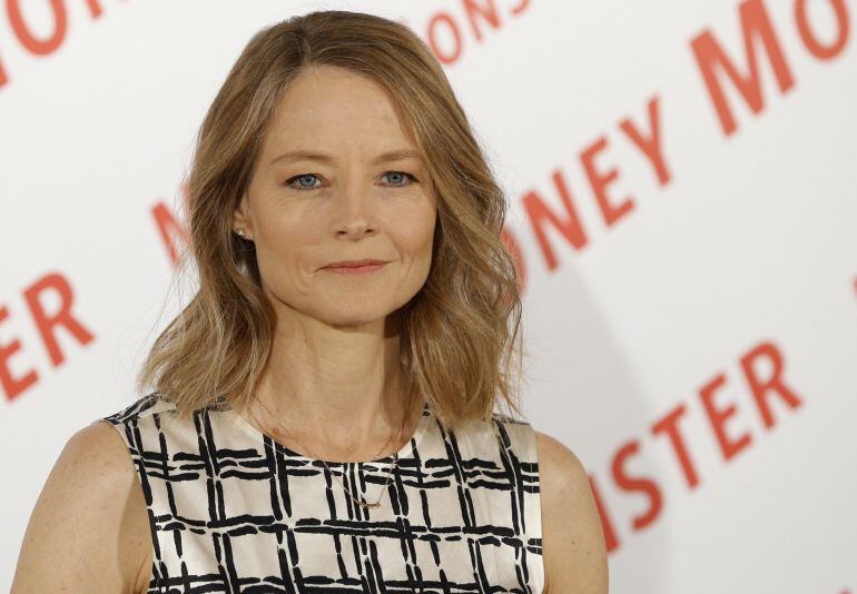 La actriz y directora de cine Jodie Foster, ganadora de dos Óscar, durante la presentación hoy en Madrid de &quot;Money Monster&quot;, una película protagonizada por George Clooney y Julia Roberts