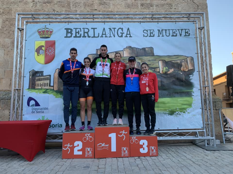 Podio absoluto del Duatlón del Berlanga de Duero.