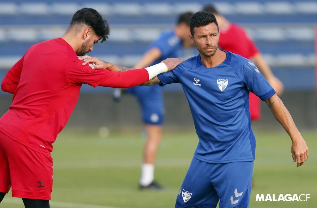 Rubén Castro se ejercita con el Málaga CF