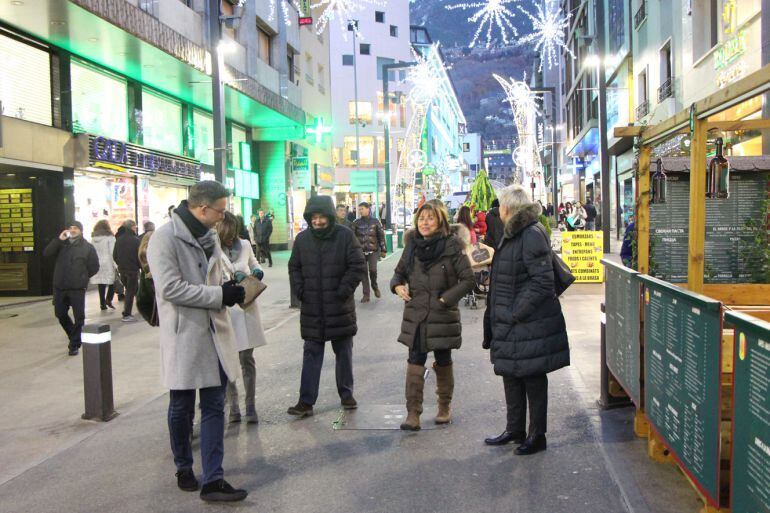 Els cònsols d&#039;Andorra la Vella durant la inauguració del Poblet de Nadal.