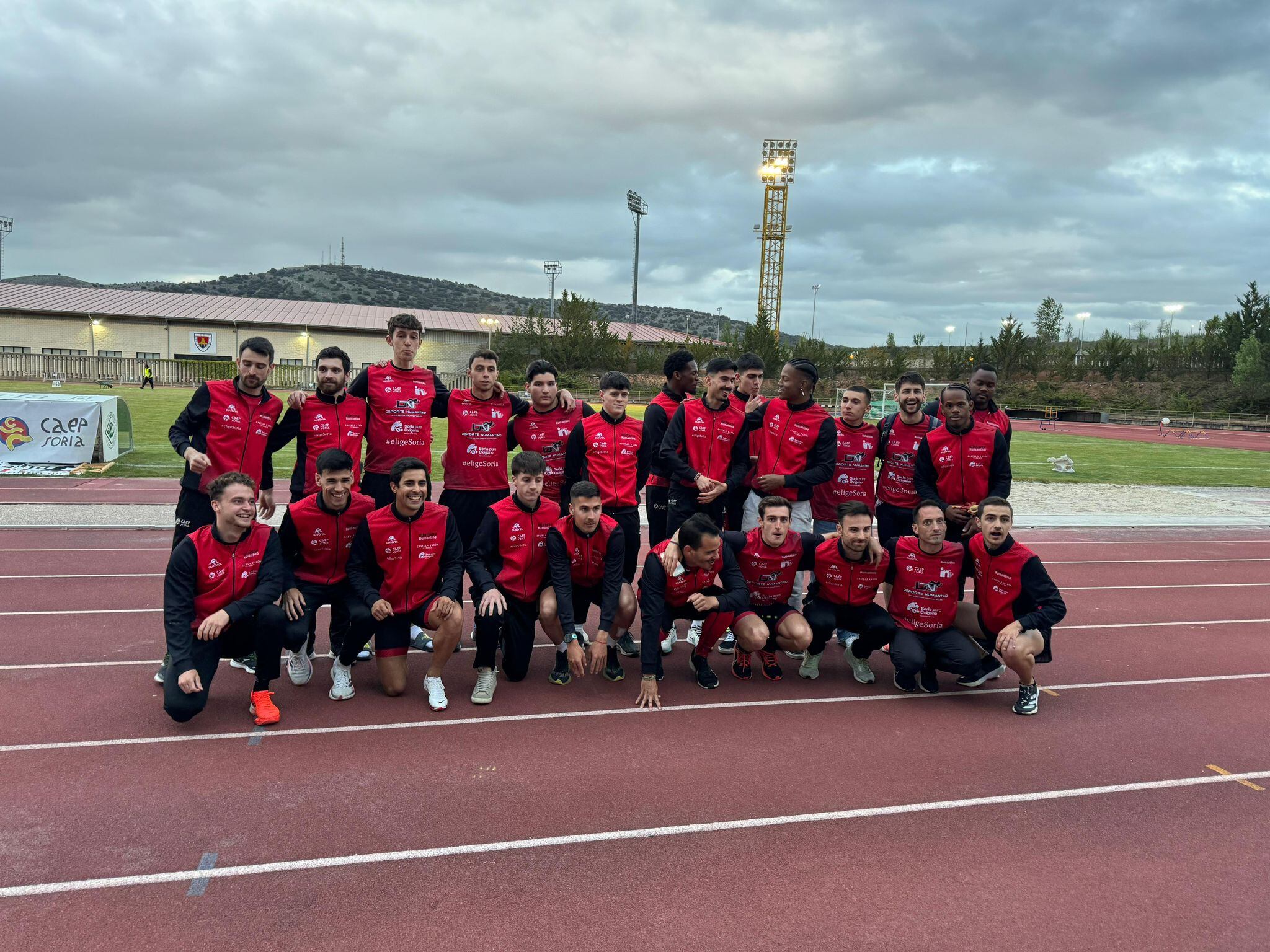 El Atletismo Numantino, campeón de su liguilla en Los Pajaritos.