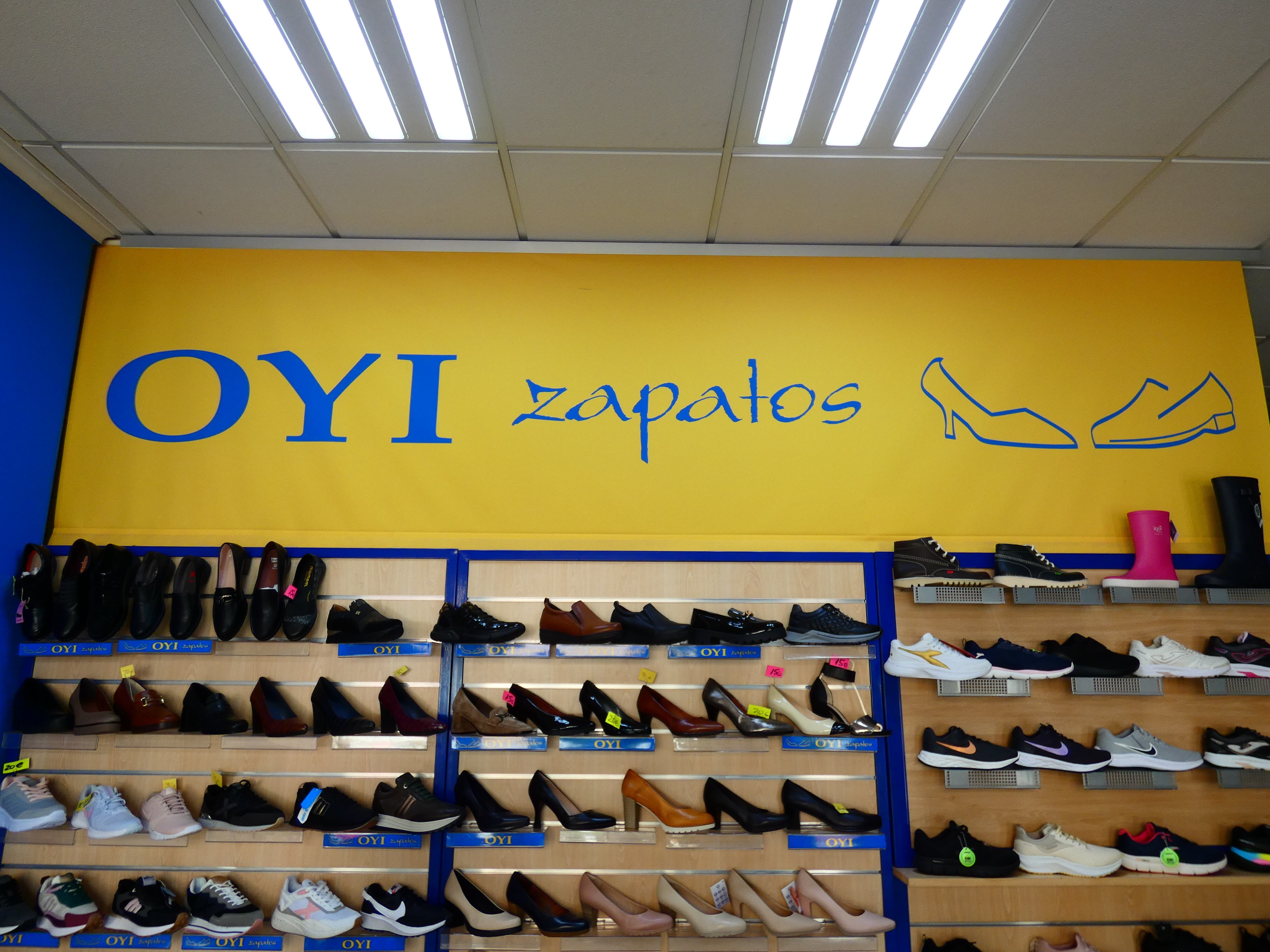 Oyi Zapatos en calle la Mancha, 38-40 de Petrer
