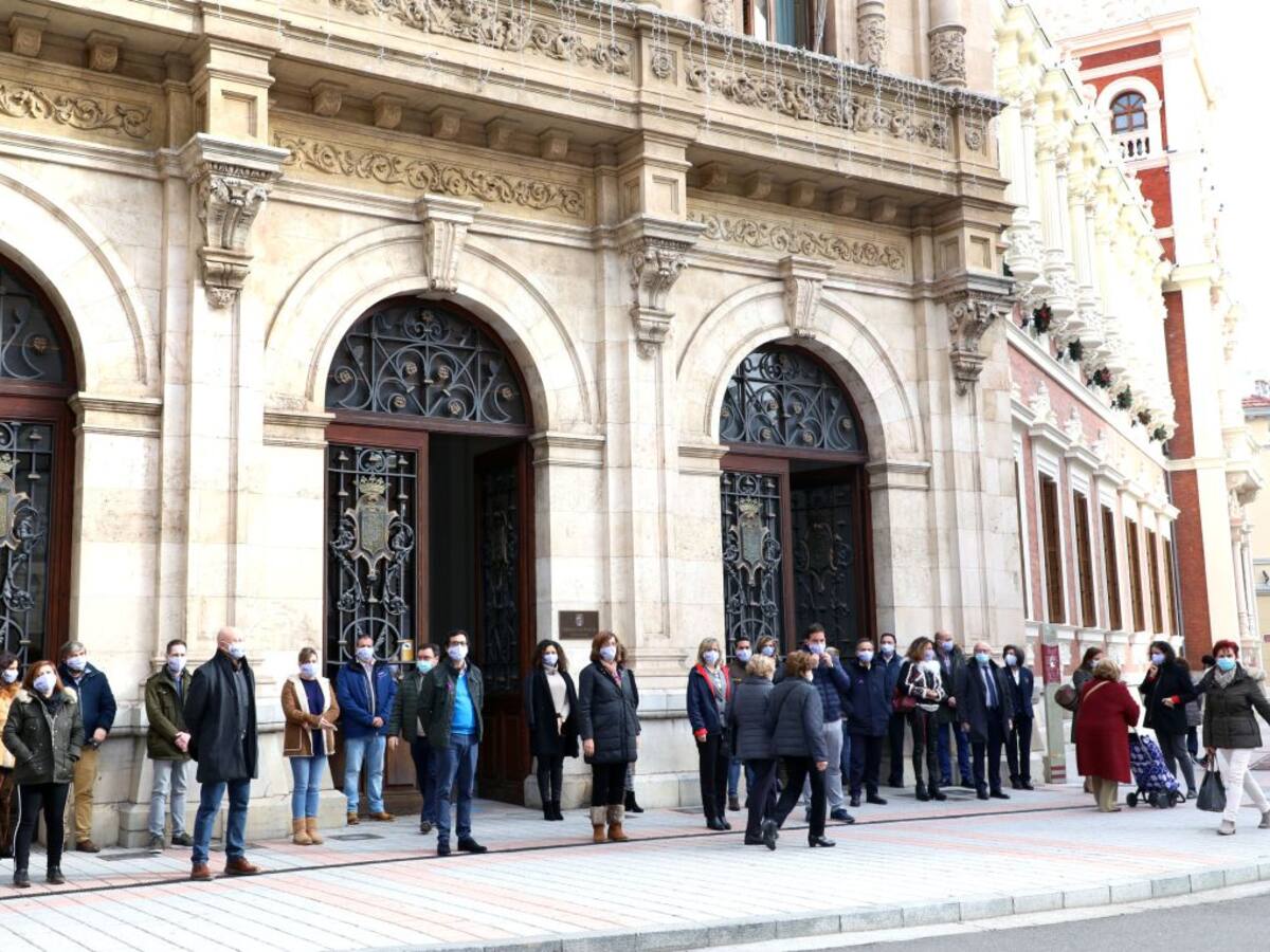 El escritor Ernesto Tubía, con su relato 'La investidura', gana el XVI Certamen Literario Cristina Tejedor