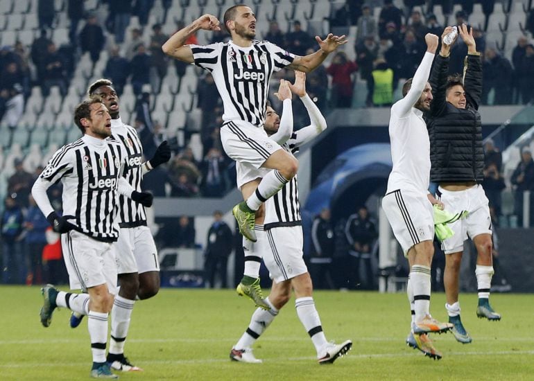 Football Soccer - Juventus v Manchester City - UEFA Champions League Group Stage - Group D - Juventus Stadium, Turin, Italy