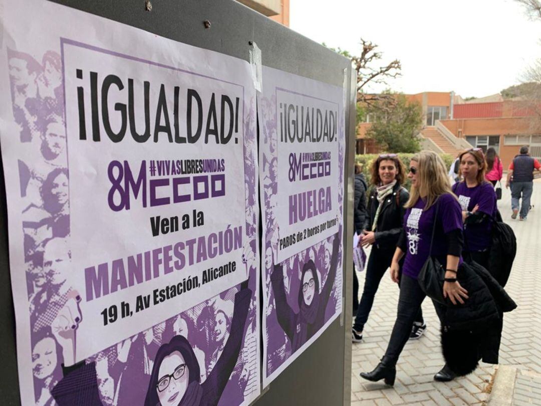 Sindicatos y colectivos feministas calientan motores con acciones en la UA y otras sedes y organizaciones, de cara a la manifestación del 8 de Marzo.