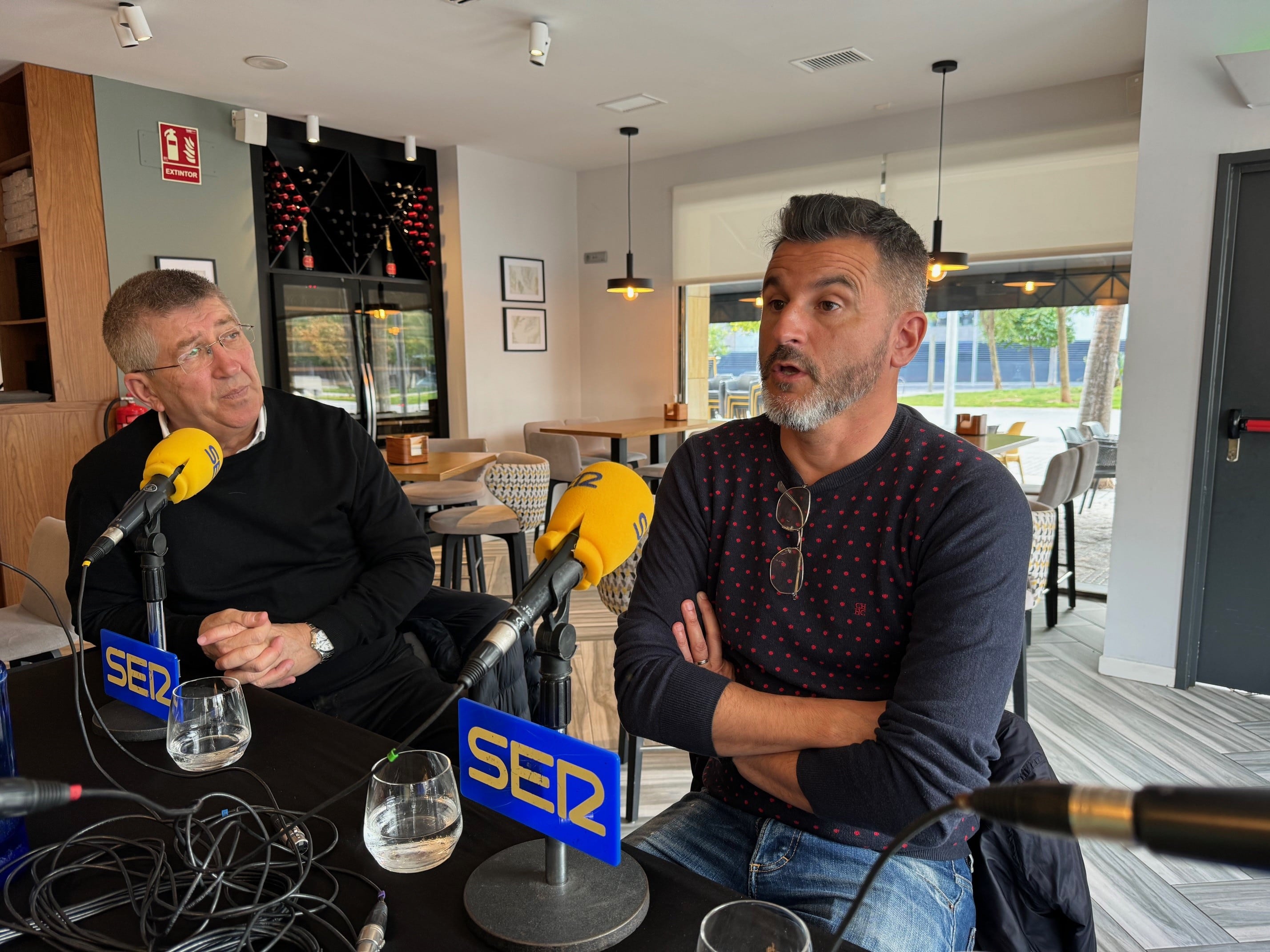 Iván Ania, en la tertulia de Radio Córdoba, en Gin Bulevar