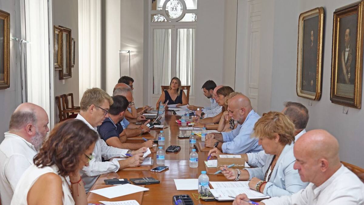 Cartagena destina más de medio millón de euros al deporte y prepara cambios en el bus urbano