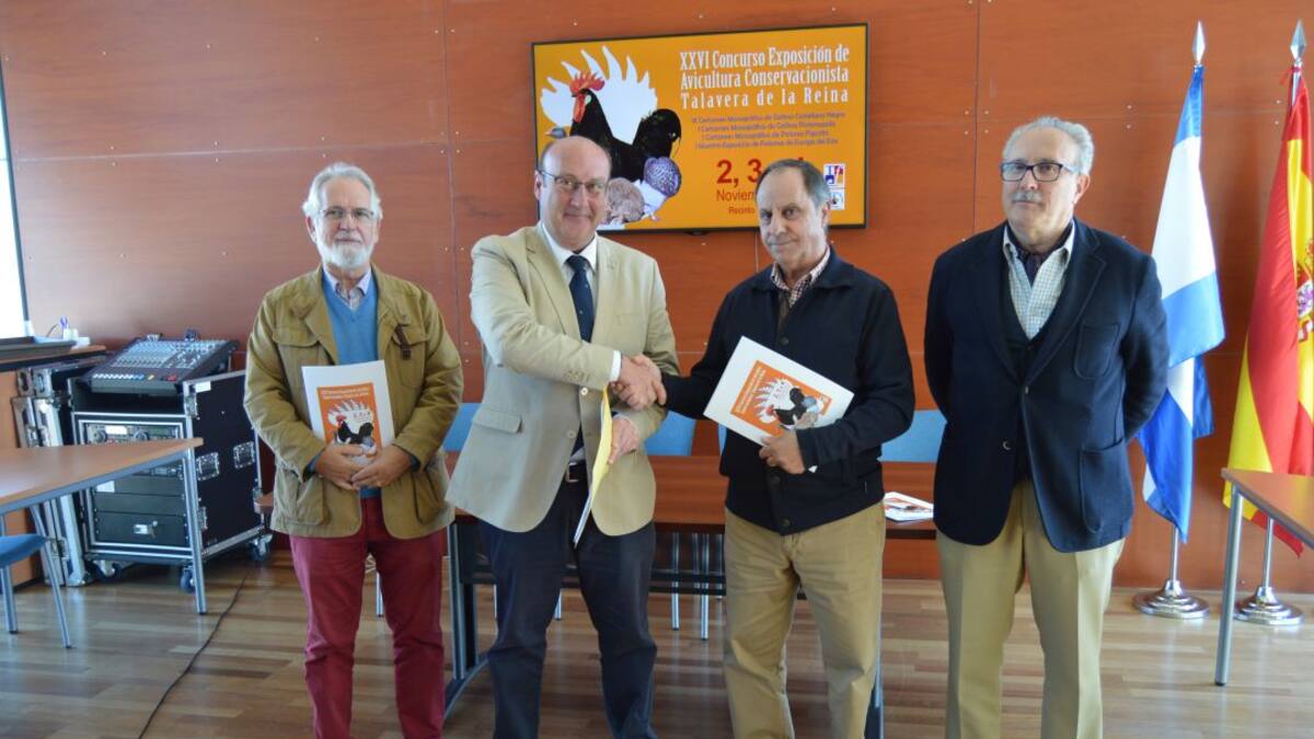 Más de 3.000 aves en el Concurso de Avicultura