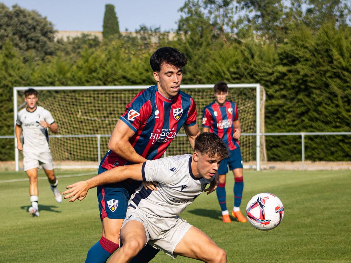 La SD Huesca se impone a Osasuna B por 2-1 en un nuevo partido de pretemporada