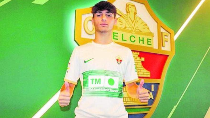 Rodrigo Mendoza, centrocampista del Elche CF