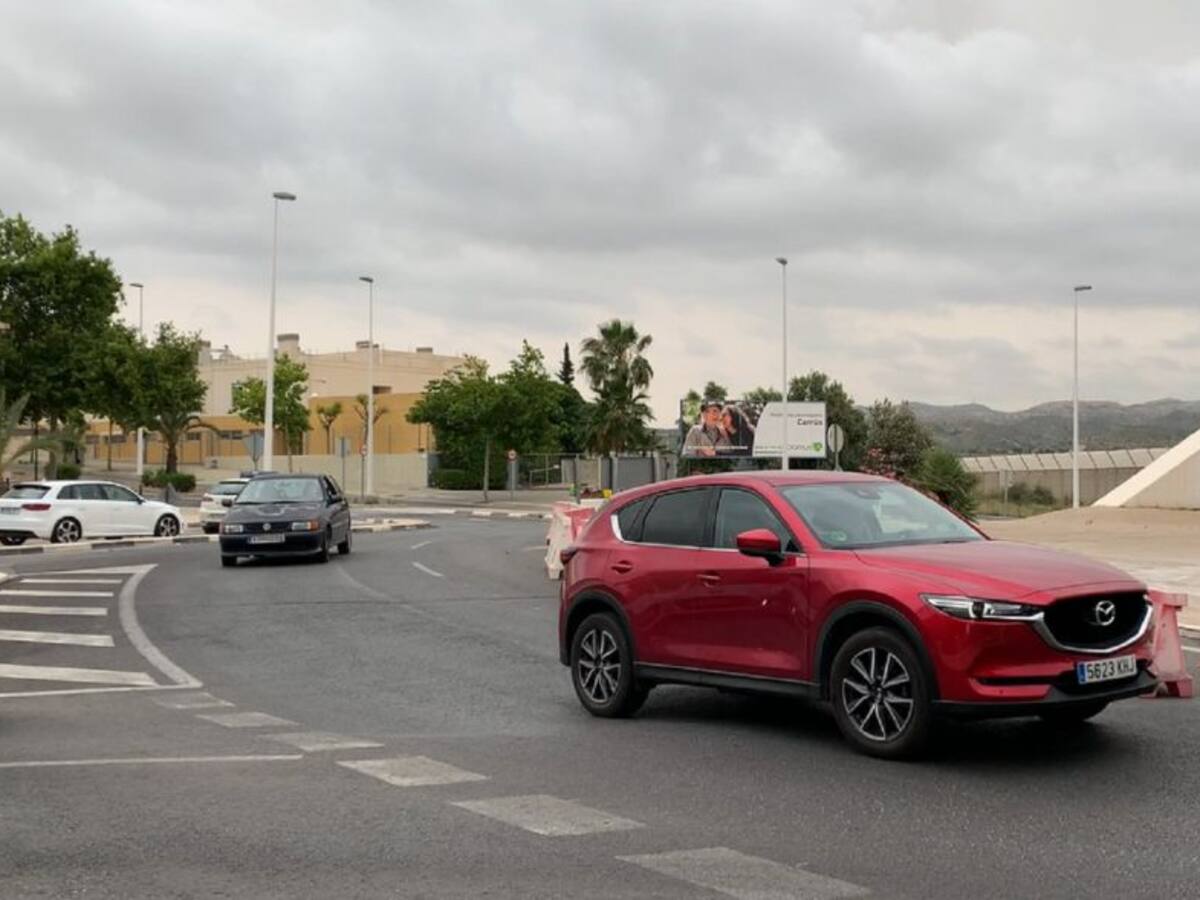Se inicia el reasfaltado de urgencia en el Pont del Bimil·lenari