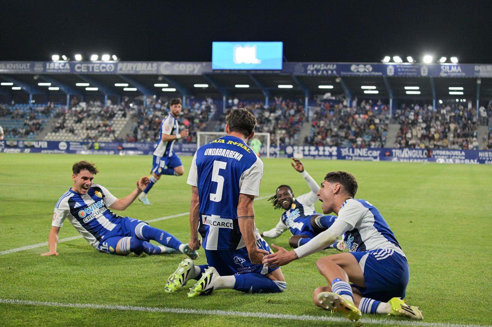 El central Undabarena abrió el camino a la victoria (4-1) frente al Mérida