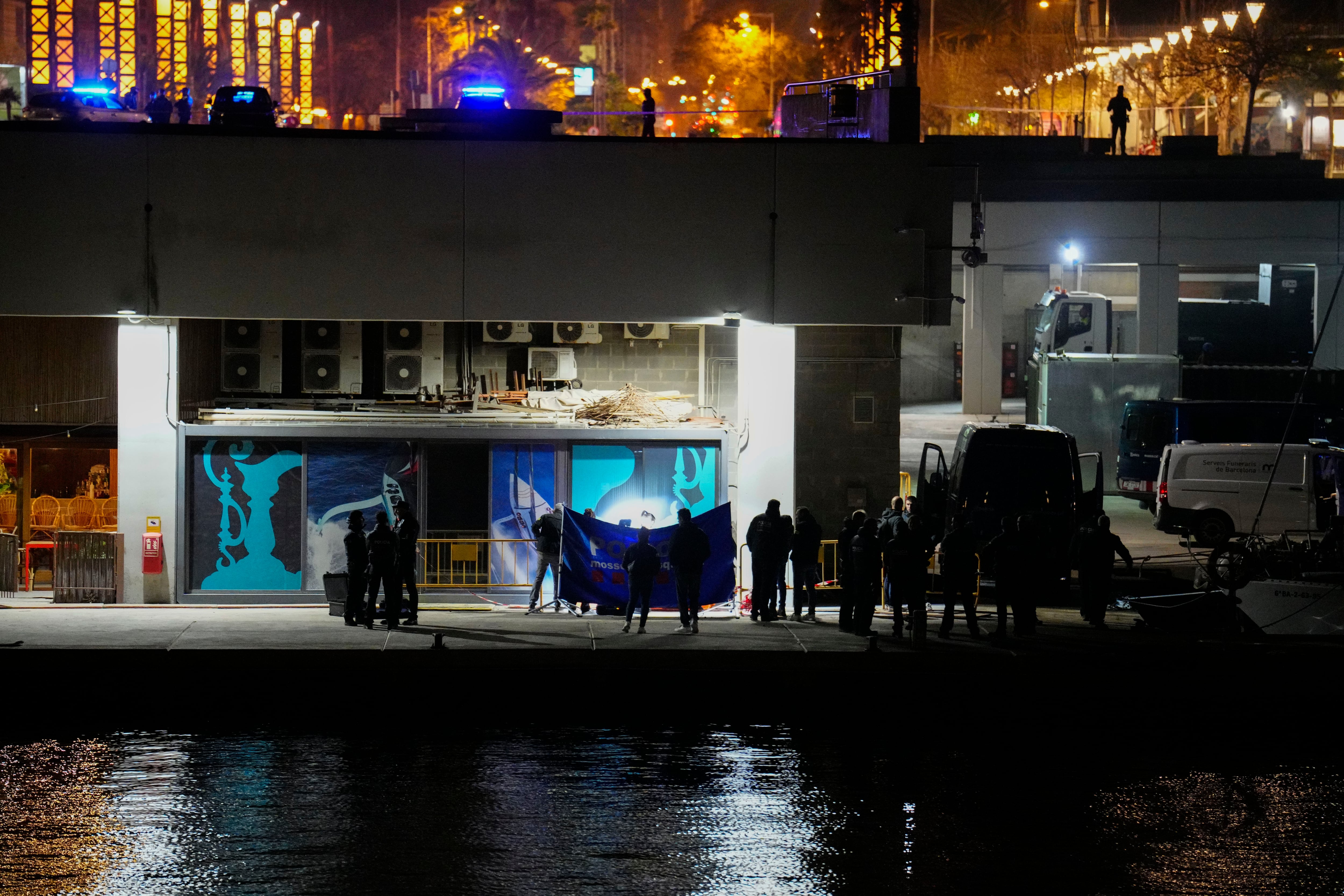 Los Mossos d'Esquadra han localizado este jueves en el mar el cuerpo sin vida del estudiante estadounidense de 20 años desparecido la madrugada del pasado martes 17 de marzo tras salir de una discoteca de la Vila Olímpica de Barcelona
