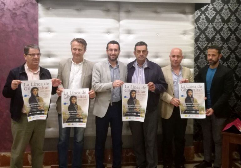 Algunos de los organizadores del evento "La Línea de Gibraltar".