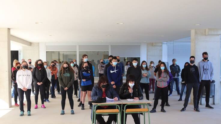 Entrevista con Virginia Ruiz, portavoz de las familias del alumnado de la Ikastola Garcés de los Fayos (25/05/2021)