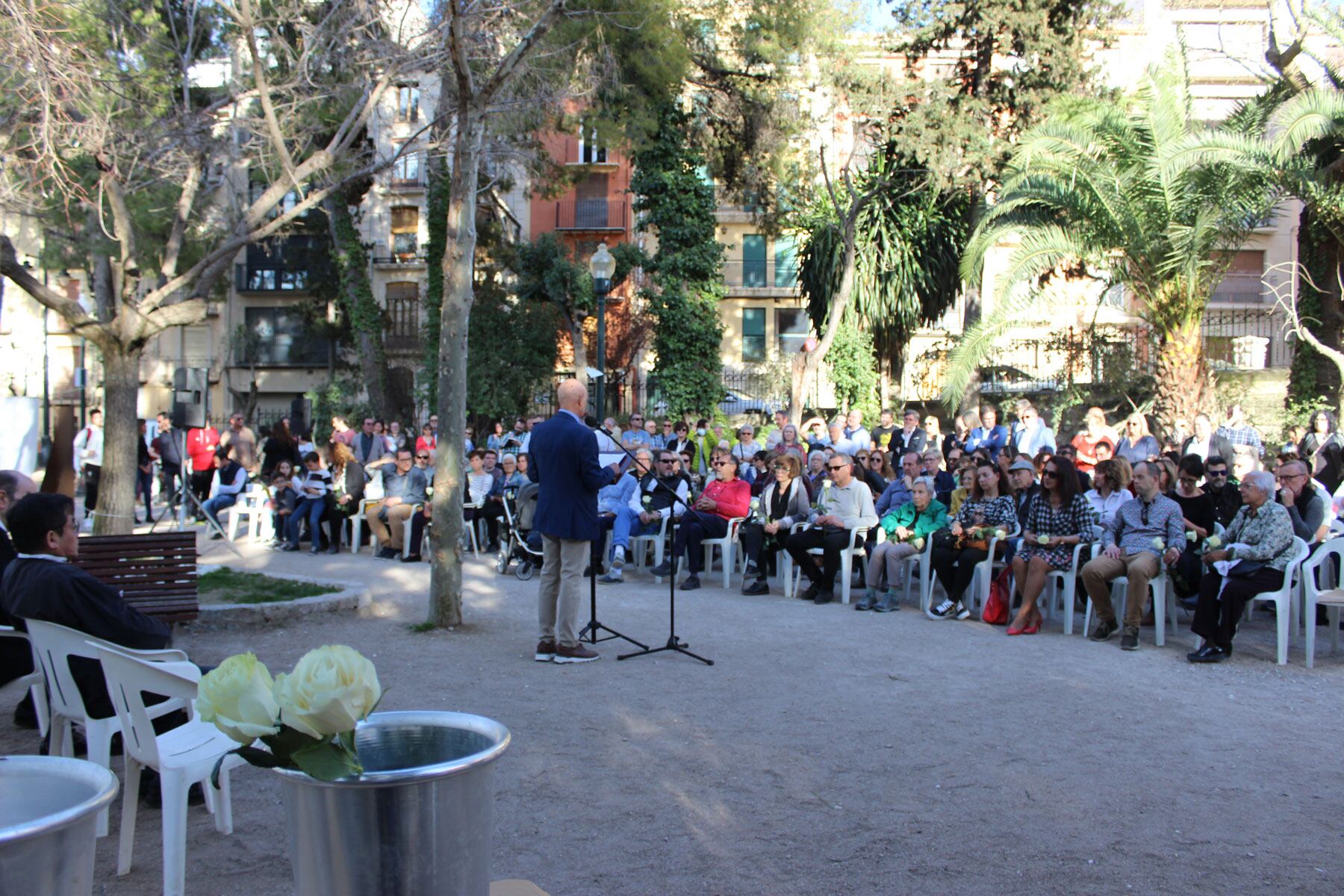 José Luis García, presidente de la asociación de familiares, durante la presentación de este acto de recuerdo a los fallecidos