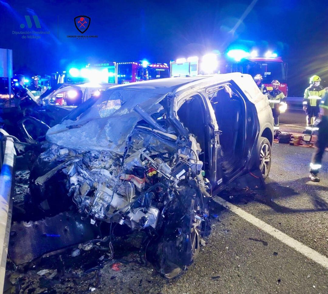 Así quedaron los vehículos implicados en el accidente en la A-7 en Torremolinos (Málaga)