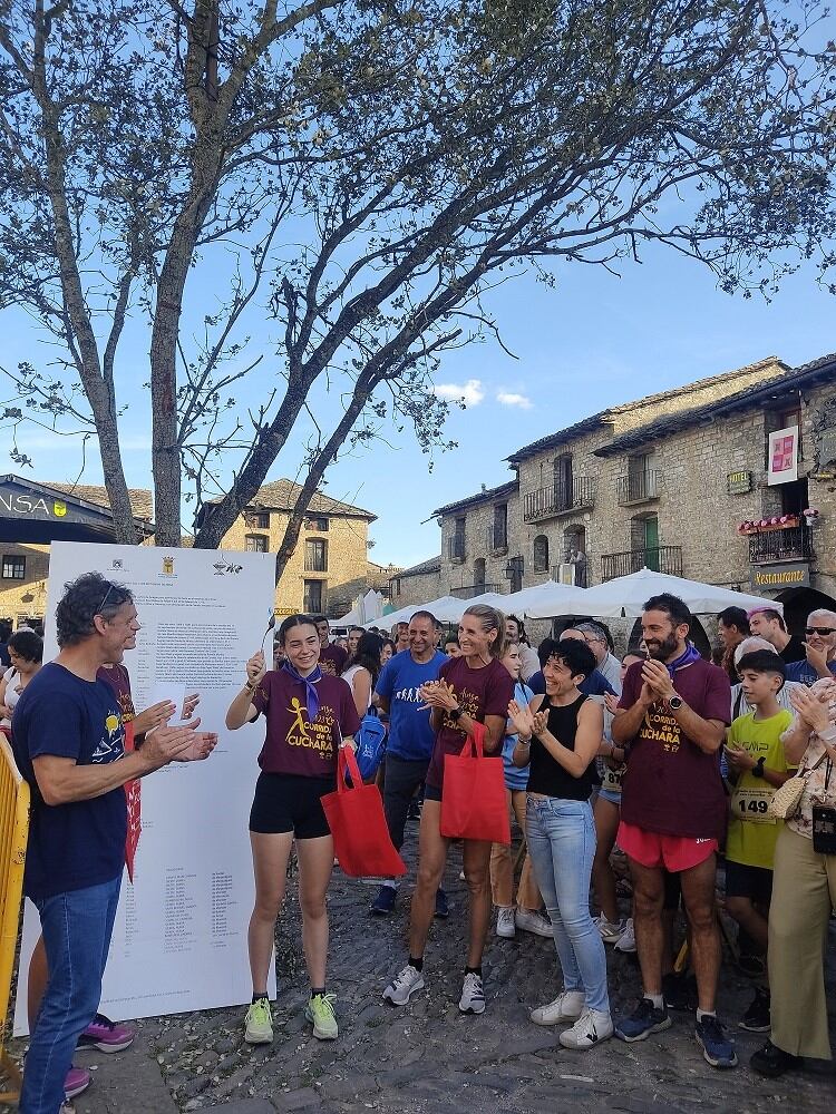 María Aso, ganadora en categoría absoluta femenina y comarcal en la Corrida de la Cuchara