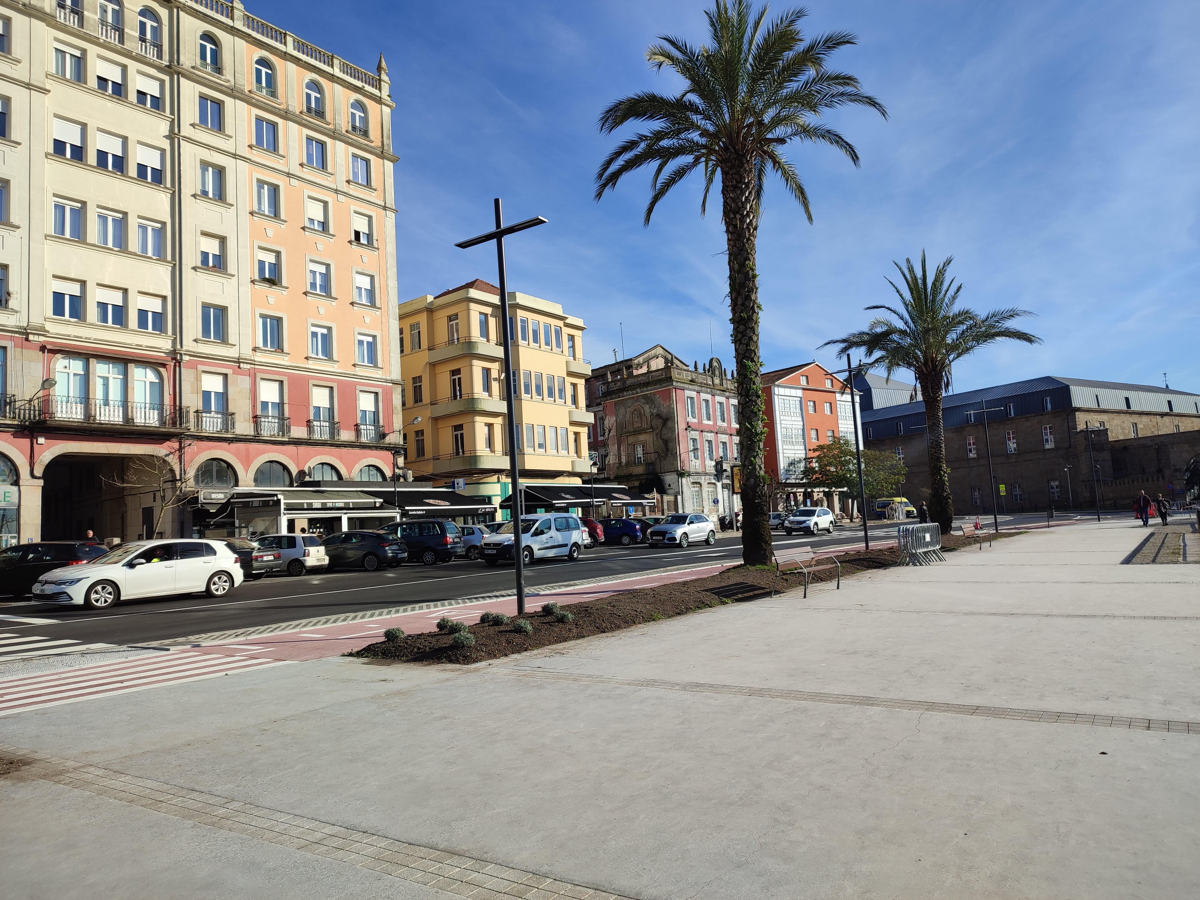 Estado de la zona portuaria de Curuxeiras, en Ferrol Vello, en la mañana de este viernes (foto: Rebeca Collado)