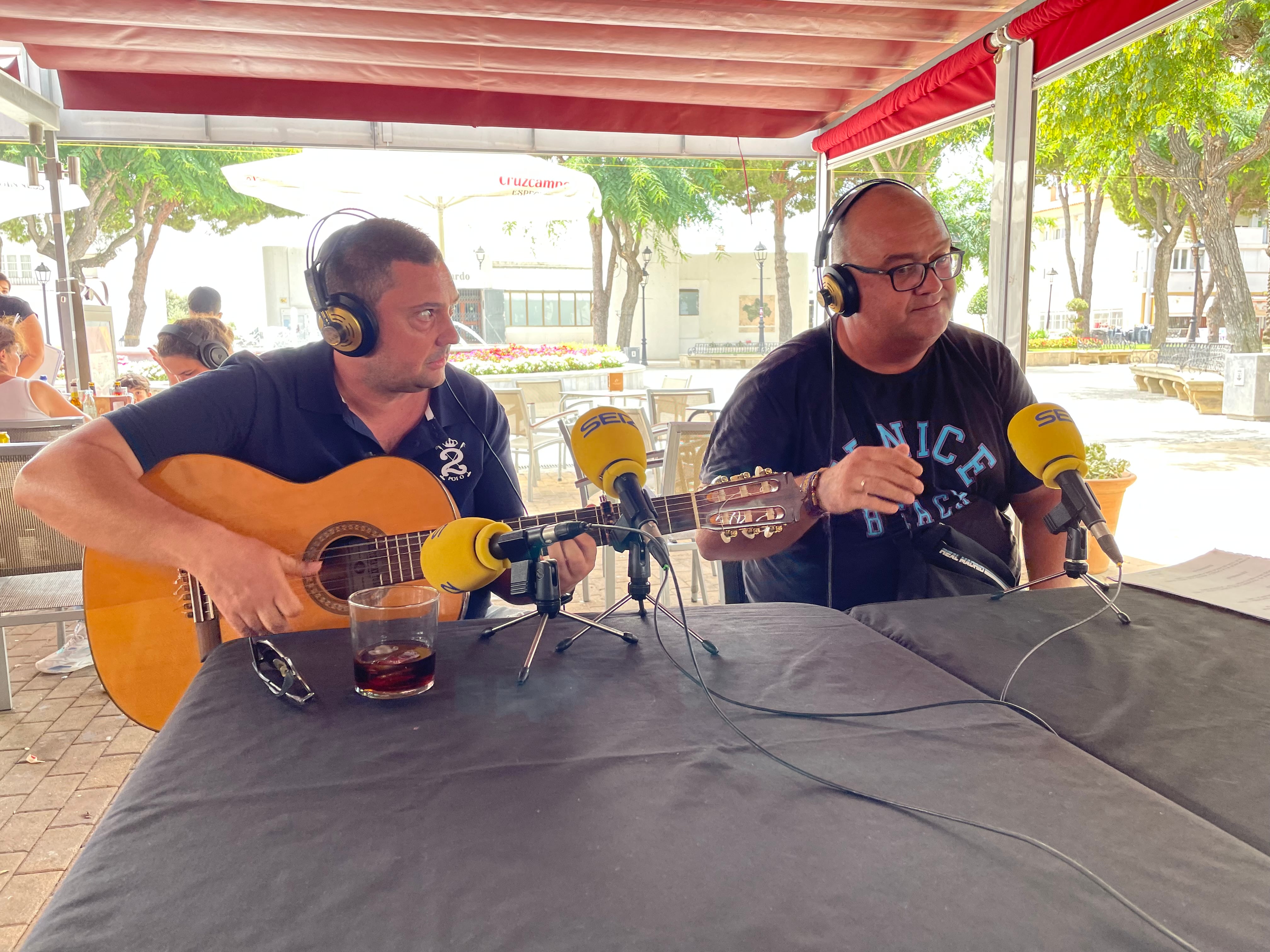 Alberto Torres y Pepe Fernández, Asoc. &quot;Al son del sur&quot;.