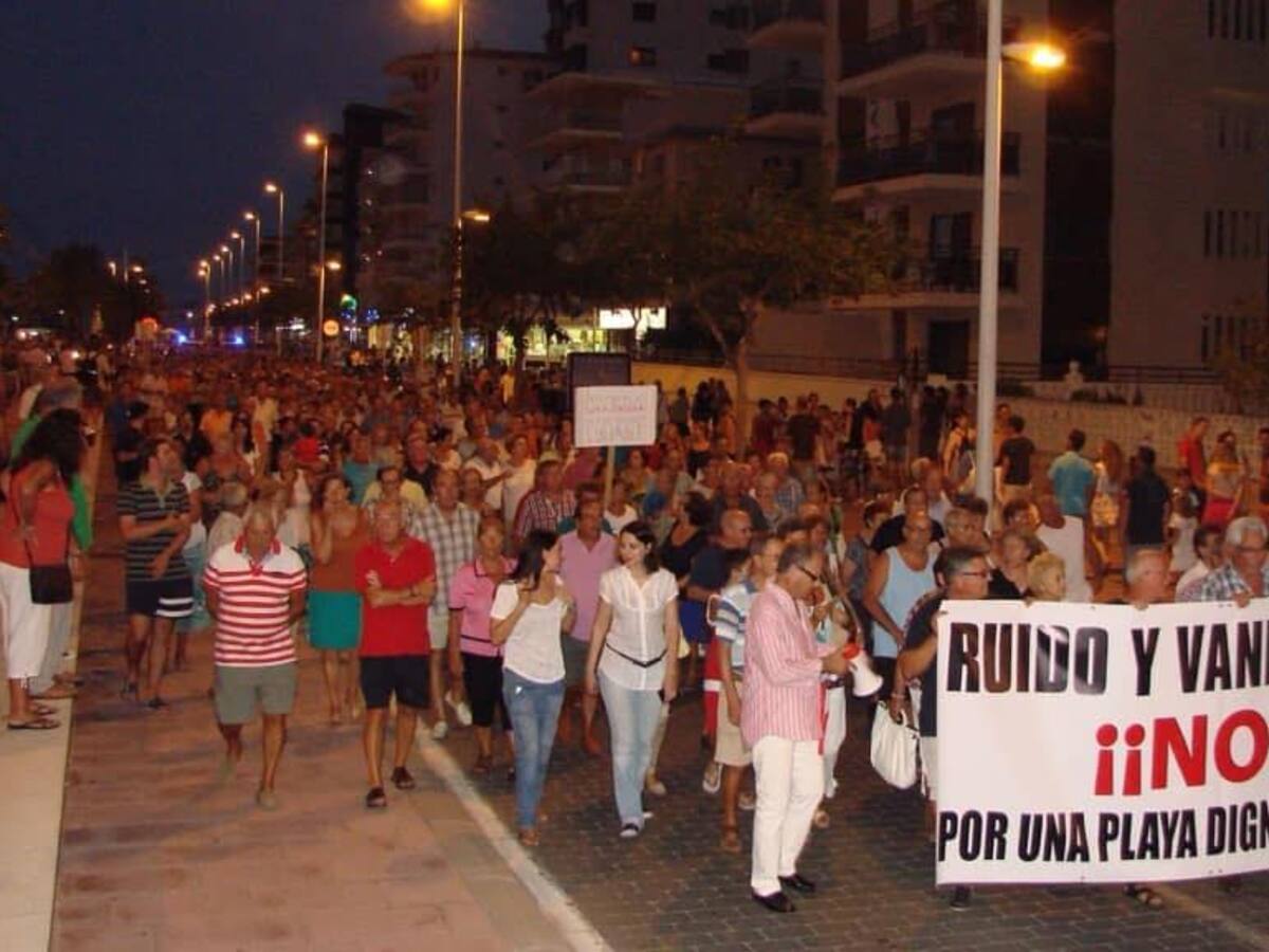 La asociación de vecinos por la convivencia de la Playa de Gandia cesa su actividad