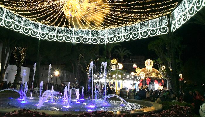 Encendido del alumbrado de Navidad en San Roque en 2022