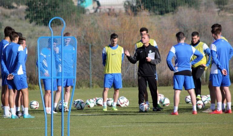 Vicente Mir durante un entrenamiento