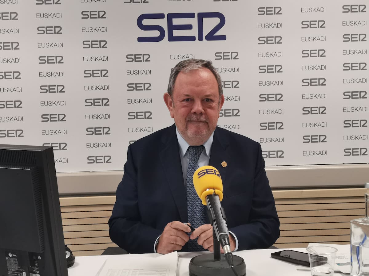 Pedro Azpiazu: "Los gastos de personal suponen 5.800 millones de euros, un 40% del gasto total