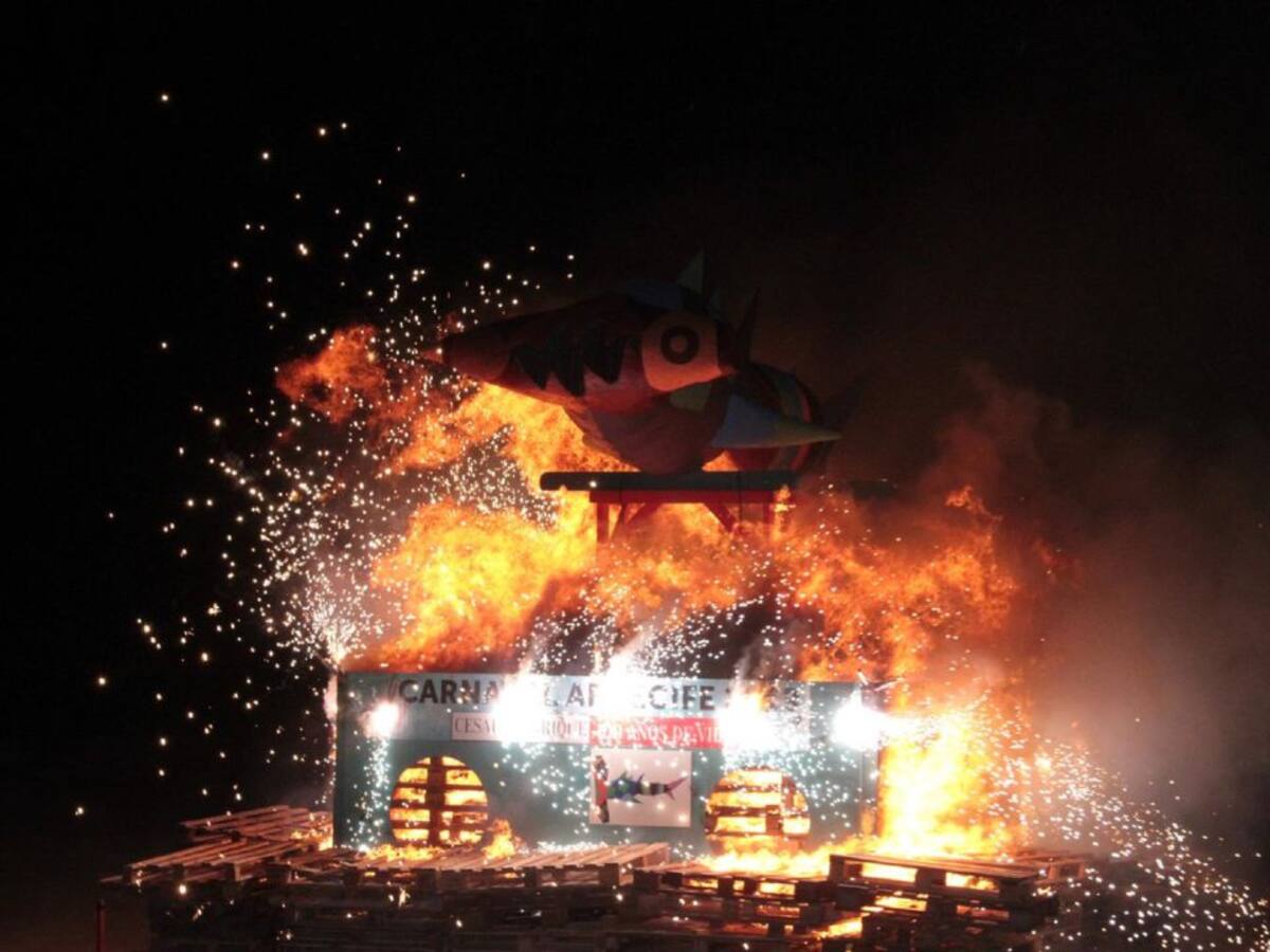 Arrecife quema su sardina y se prepara para el sábado de piñata