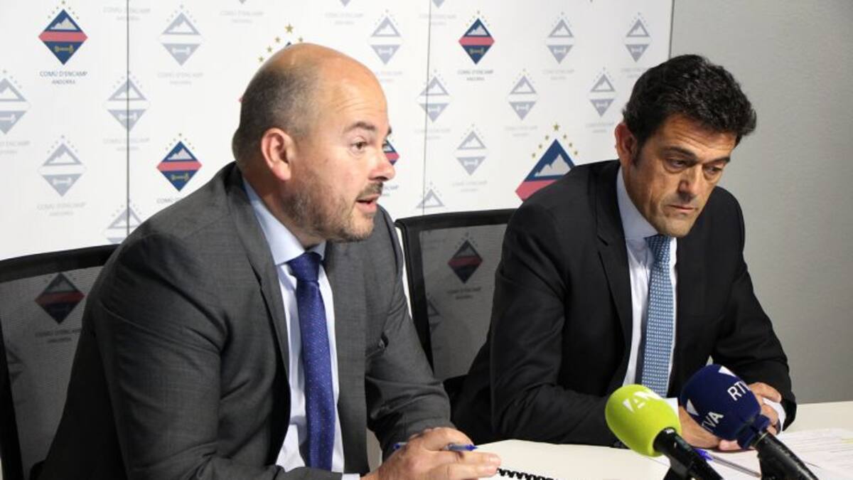 El 2020 es podran sancionar el propietaris de gossos que no recullin les caques