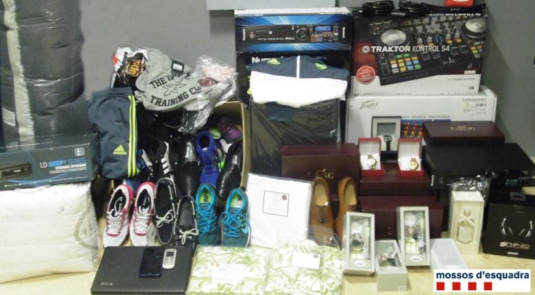 Productes intervinguts en estafes per compres a través d'internet.