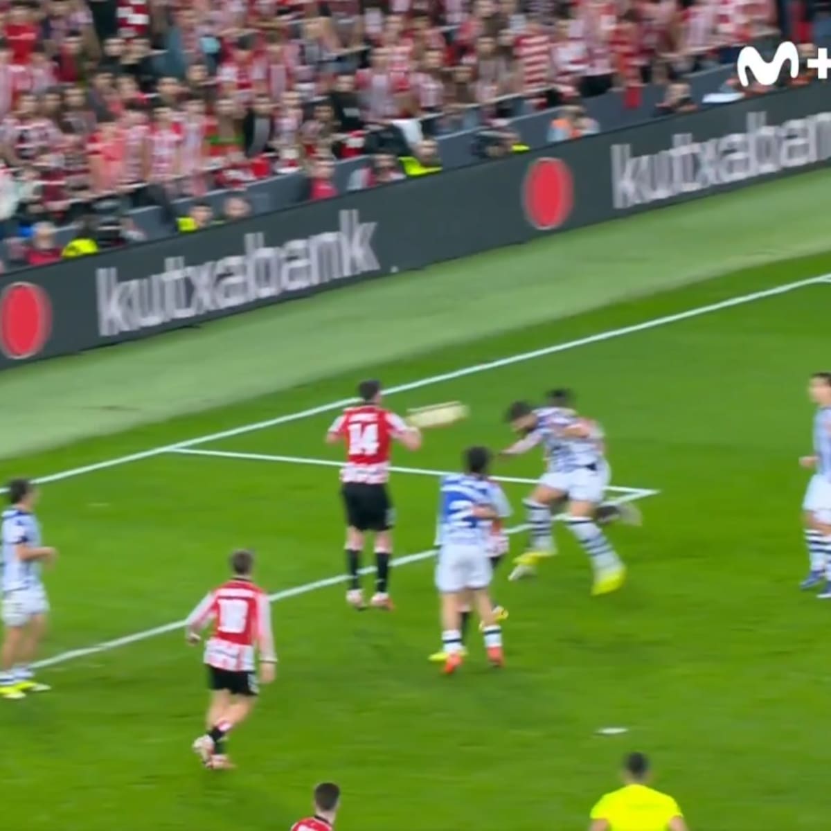 ¿Era penalti por mano de Laporte? Iturralde González resuelve la polémica del Athletic Club-Real Sociedad