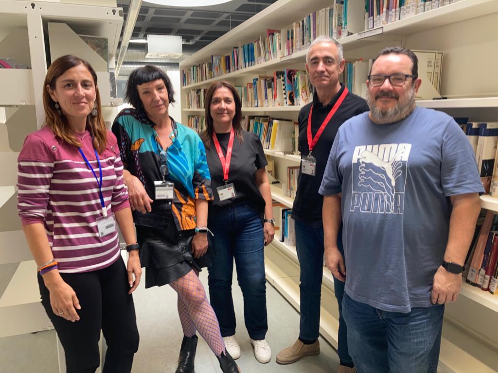 De izquierda a derecha: Susana, María Ángeles, Leonor, Pablo y José Antonio