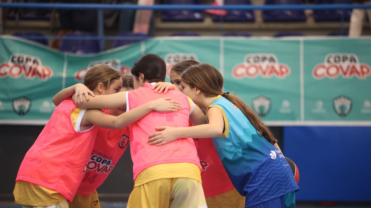 La Copa COVAP y PantallasAmigas promueven el equilibrio digital como un factor clave para reducir hasta un 30% el ciberacoso entre menores