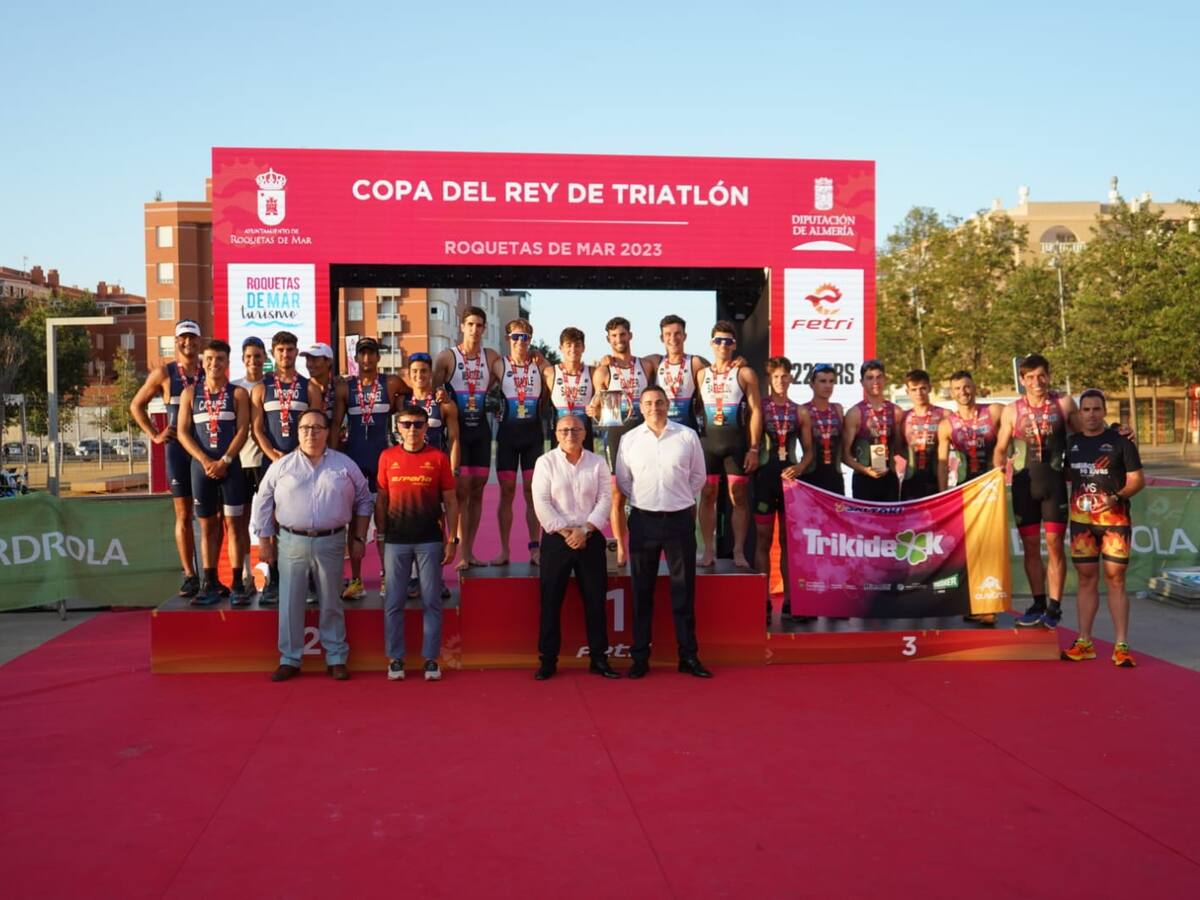 Roquetas es la capital del triatlón