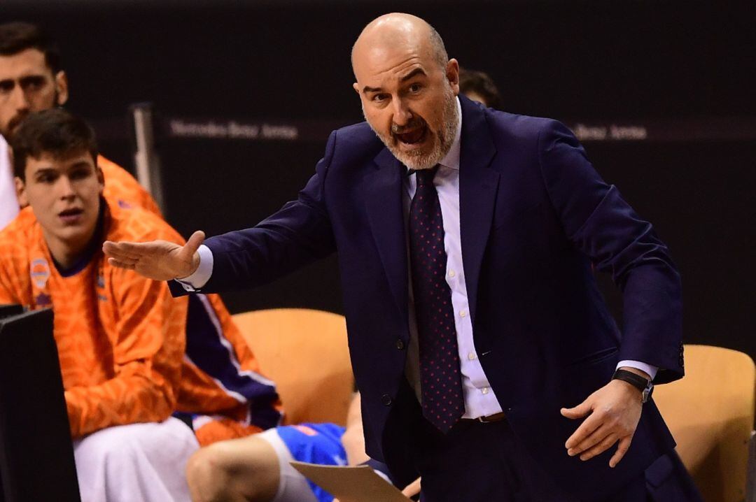 Jaume Ponsarnau gestures during the Euroleague Basketball match between Alba Berlin and Valencia Basket in Berlin, Germany, 02 April 2021. 