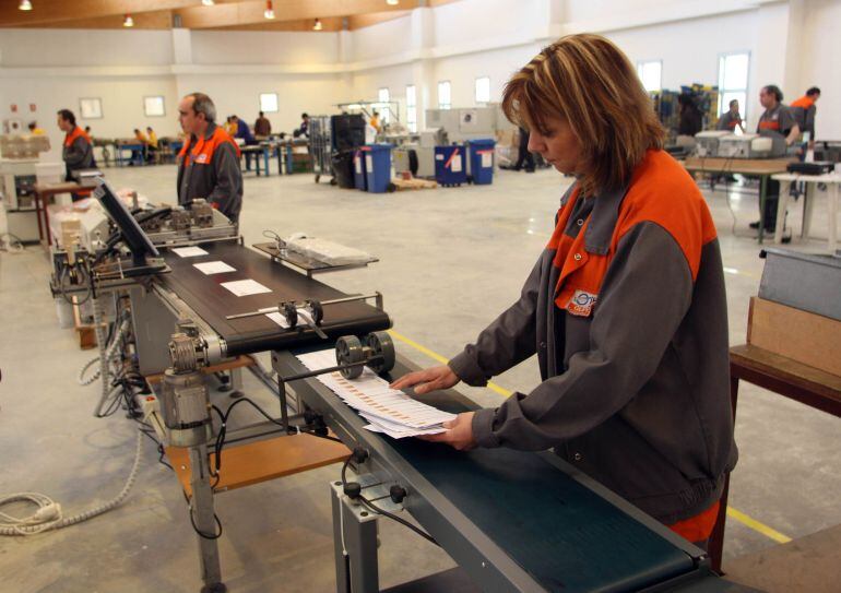 Talleres del edificio bioclimático Envite, sede del Grupo Lince, imagen de archivo