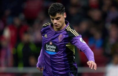 MADRID, SPAIN - JANUARY 21: David Torres of Real Valladolid in action during the LaLiga Santander match between Atletico de Madrid and Real Valladolid CF at Civitas Metropolitano Stadium on January 21, 2023 in Madrid, Spain. (Photo by Angel Martinez/Getty Images