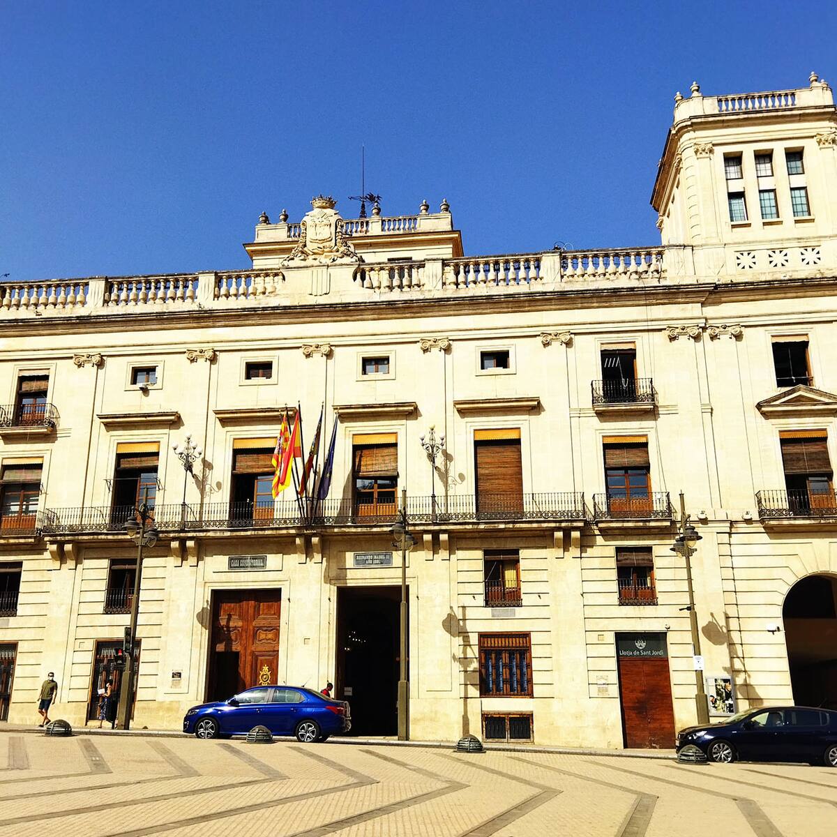 Rifirafe entre PP y PSOE por la deuda municipal de Alcoy