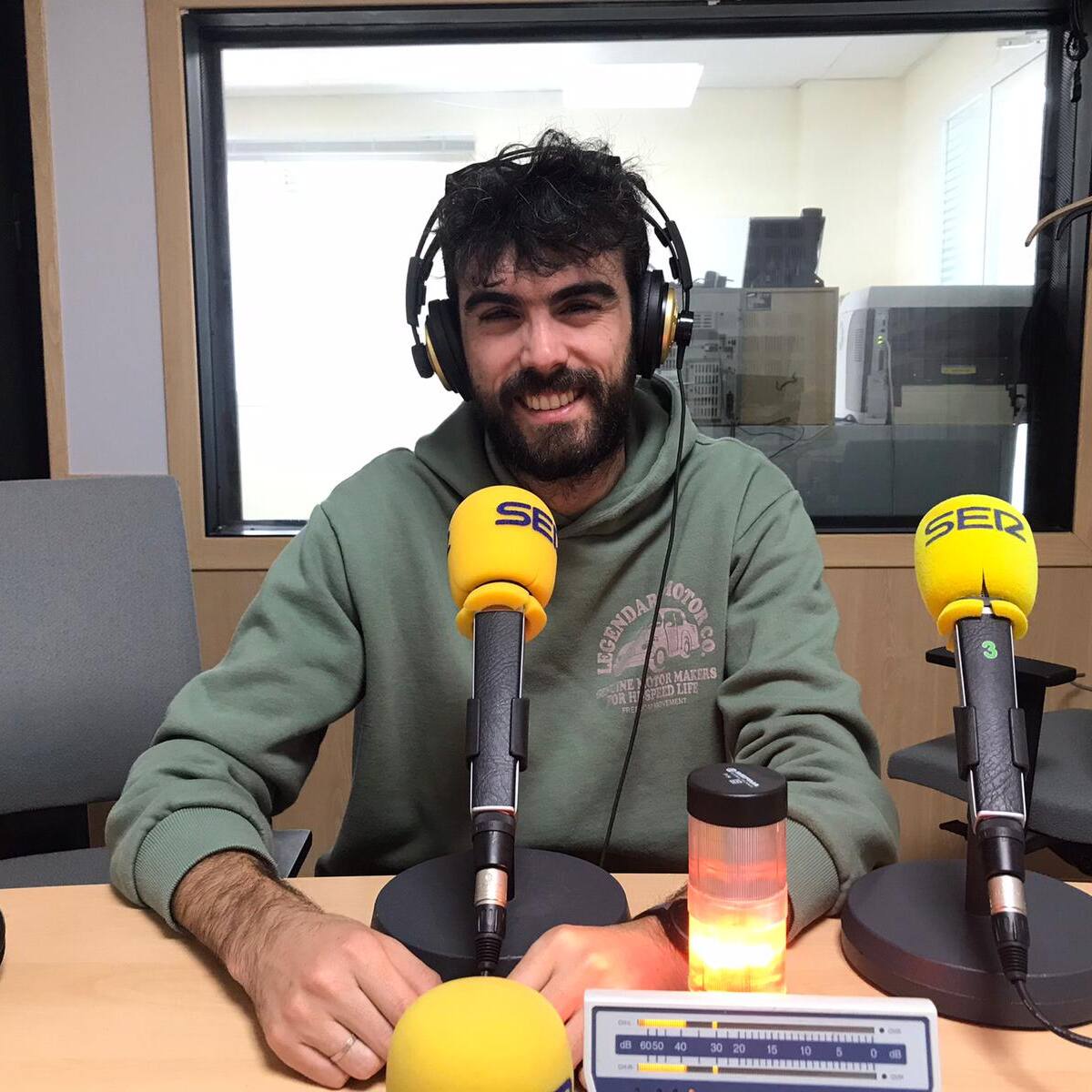 Pau Franch: "Antes del 11-S podía ir con mi padre en la cabina de piloto"