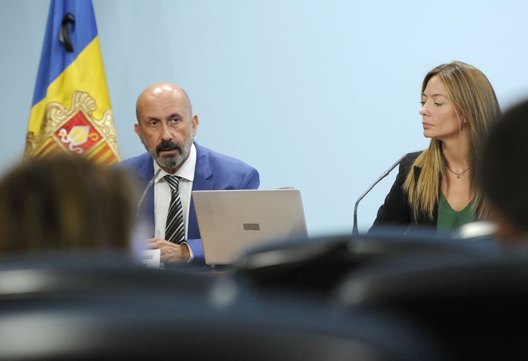 El ministre de Salut i la Secretària d'Estat presenten la campanya de comunicació del metge referent.