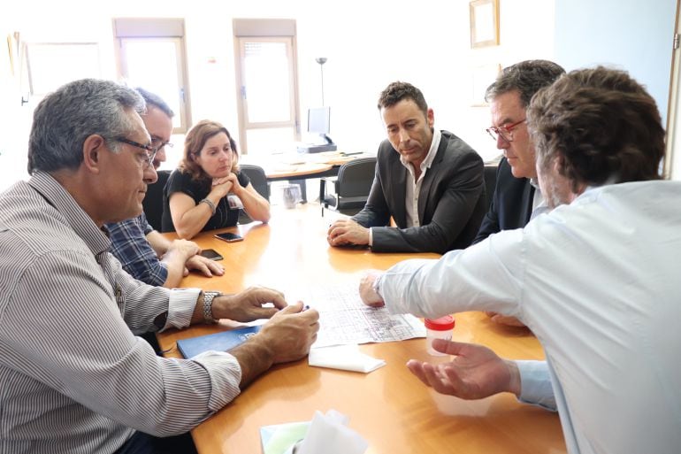 Un momento durante la reunión mantenida en Ibiza