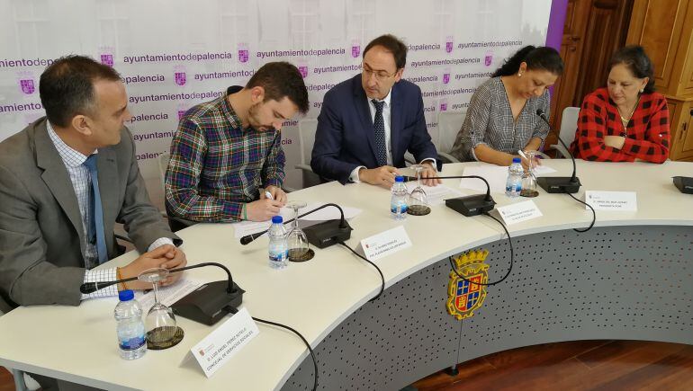 Firma de los convenios de colaboración