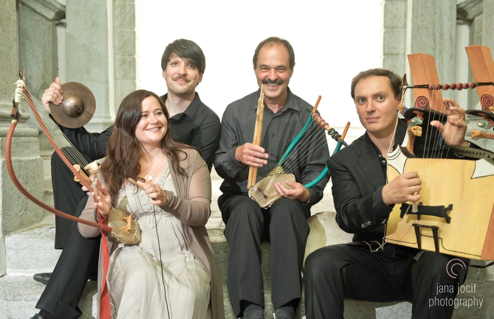 La Diputación celebra el Día Europeo de la Música en la villa romana La Olmeda con el espectáculo “Symposium” del grupo Ensemble Melpomen