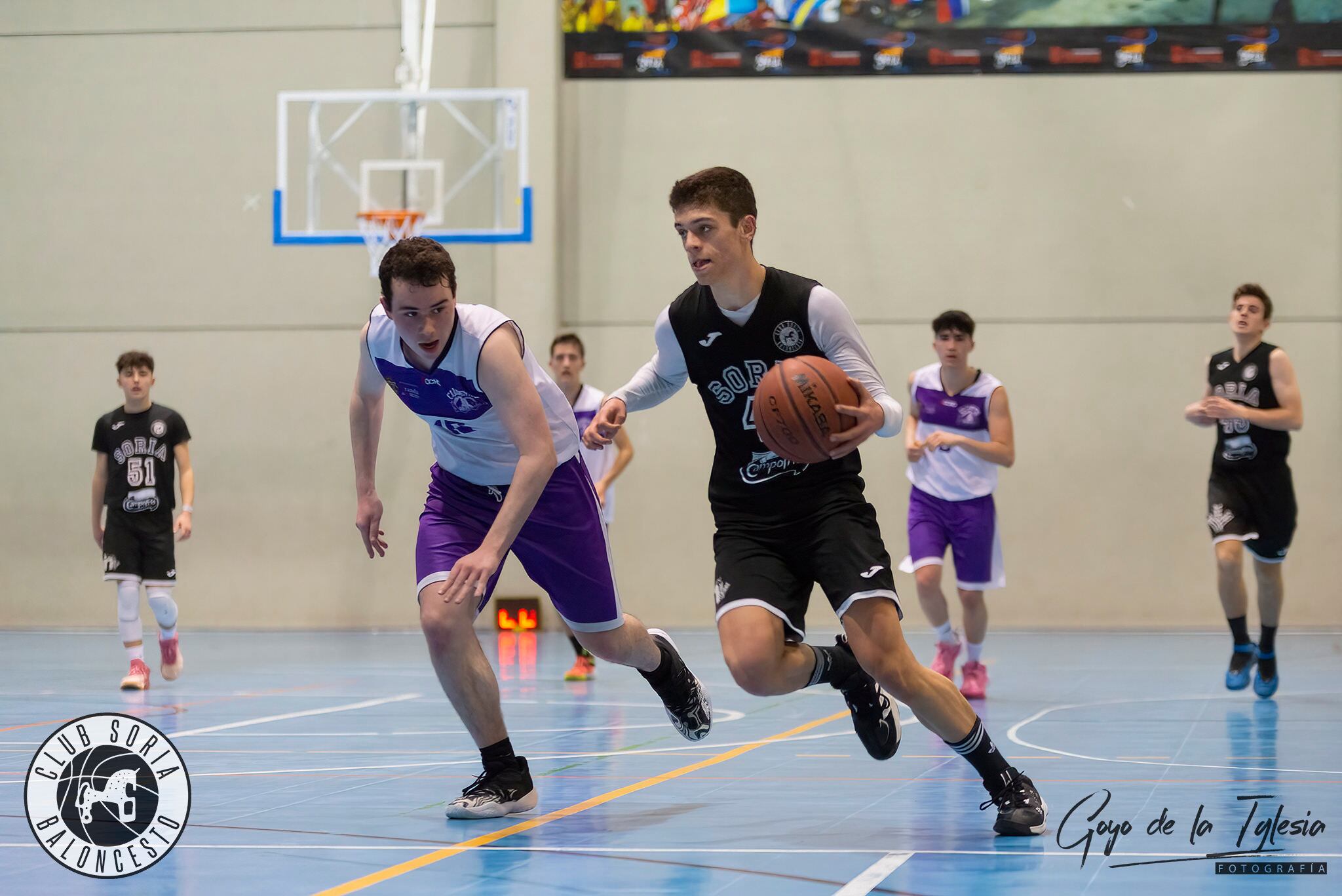 El CSB Campofrío B practicó un vistoso baloncesto en el estreno de la segunda fase.