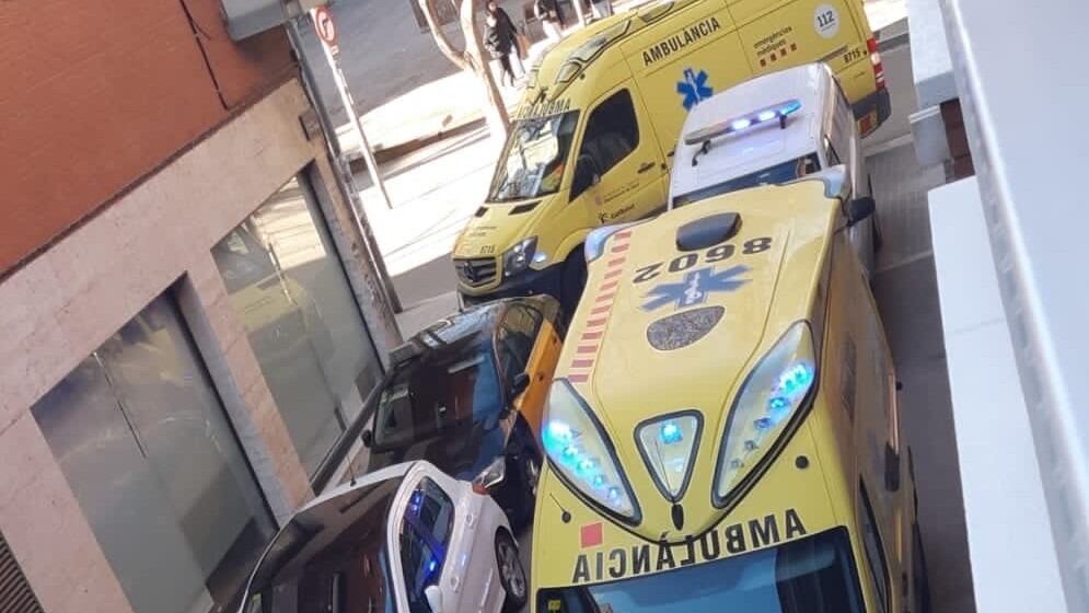 Ambulancias del servicio de emergencias en Badalona