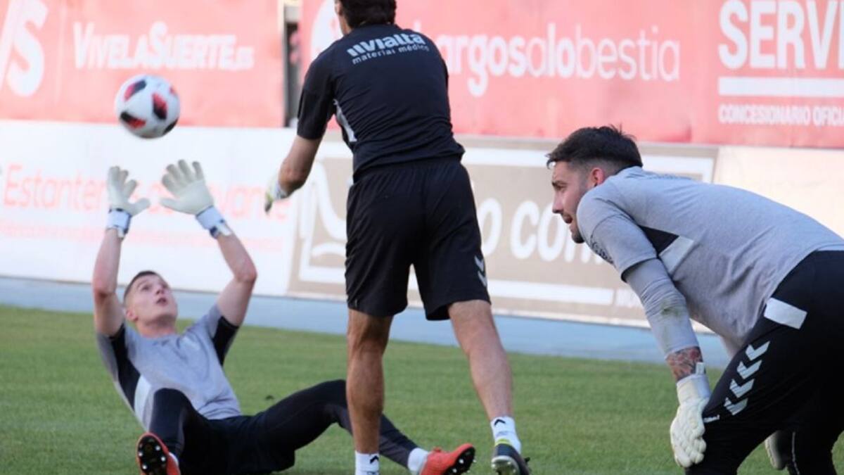 Ian Mackay no seguirá en el Real Murcia
