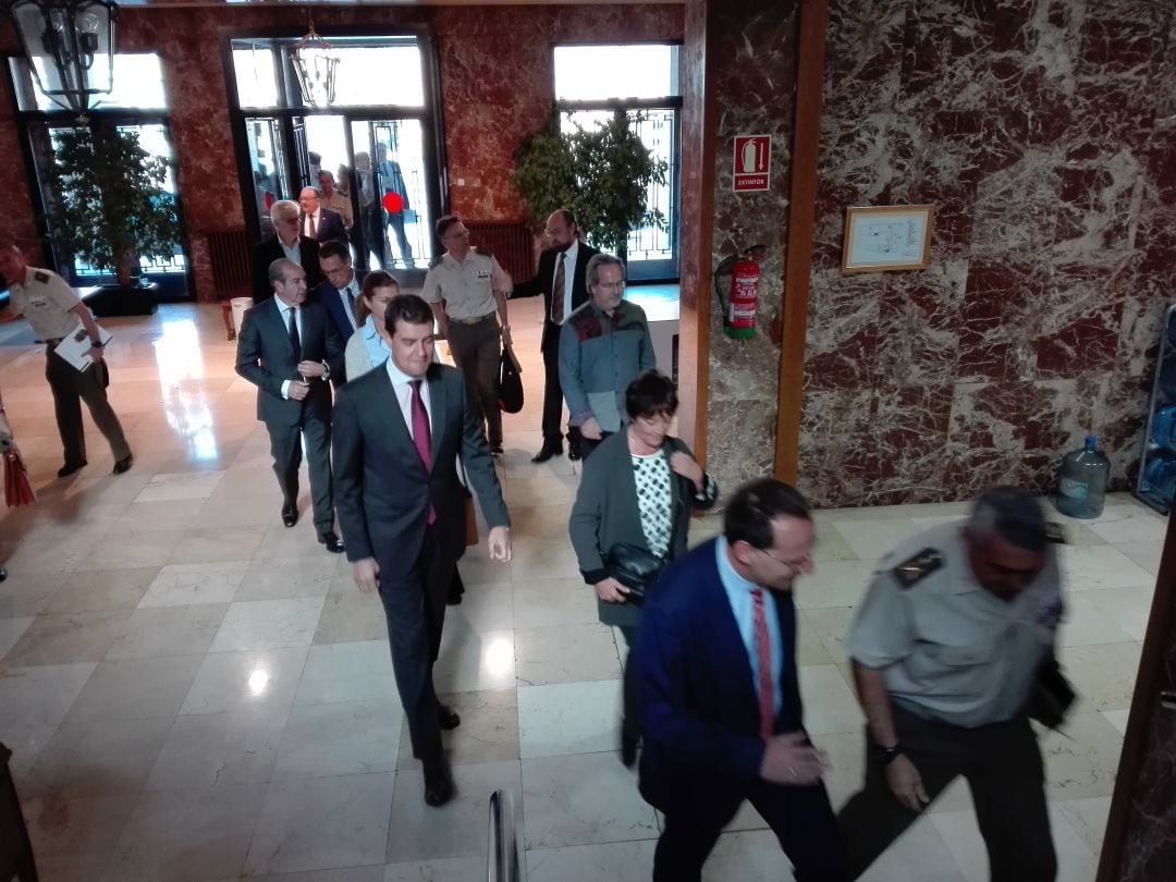 Los asistentes a la reunión sobre el complejo de Montelarreina en la Subdelegación del Gobierno