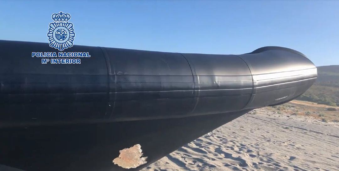 Una de las narcolanchas intervenidas por la Policía.